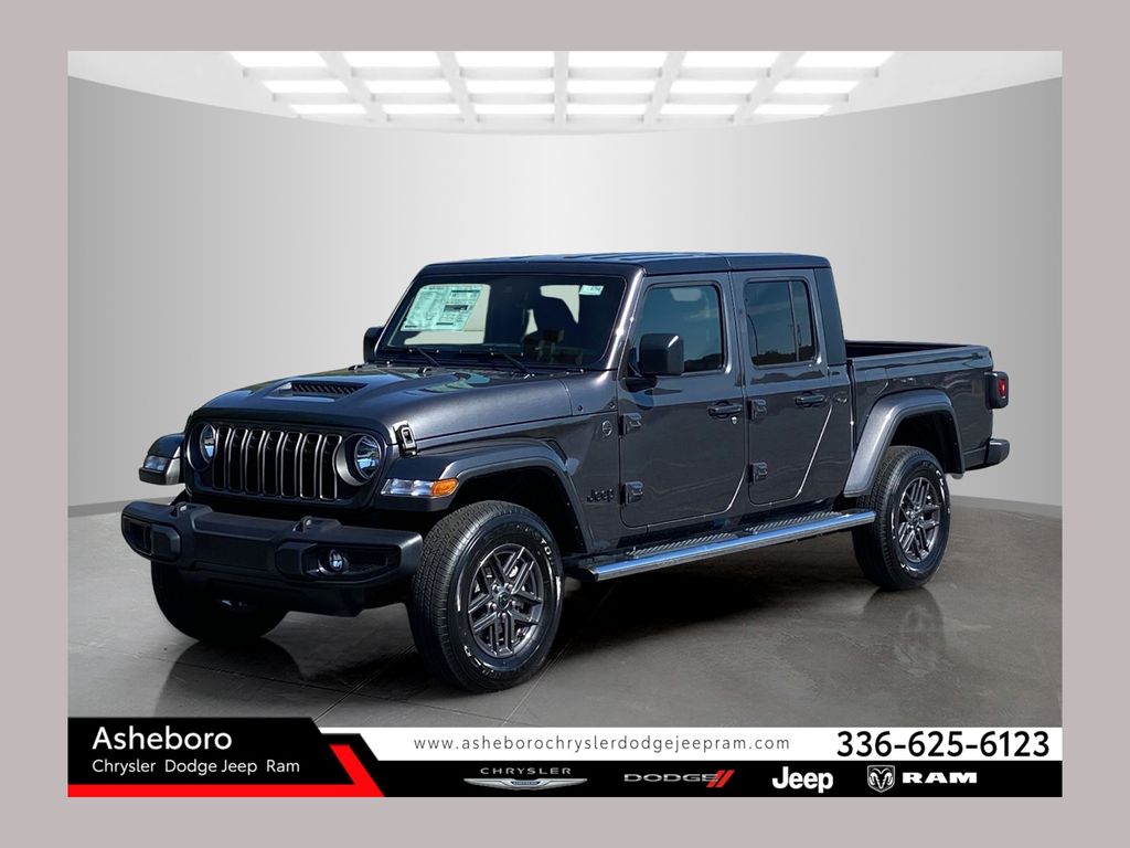 2025 Jeep Gladiator Sport S Auto's photo