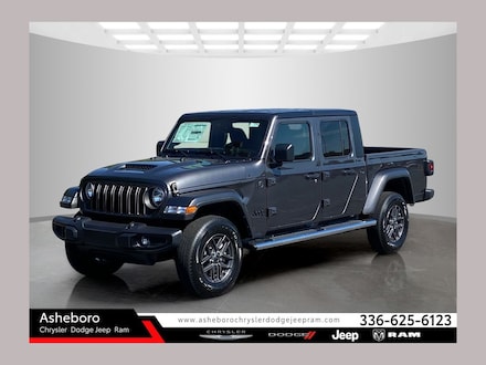 2025 Jeep Gladiator SPORT S 4X4 Pickup