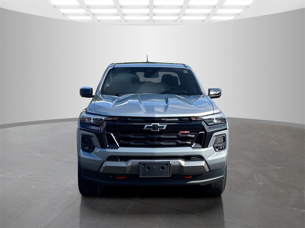 2023 Chevrolet Colorado Z71 photo 4