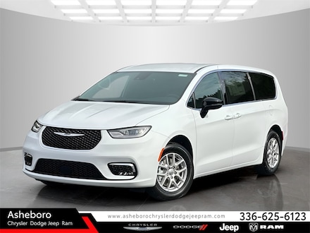 2025 Chrysler Pacifica Select Van Passenger Van