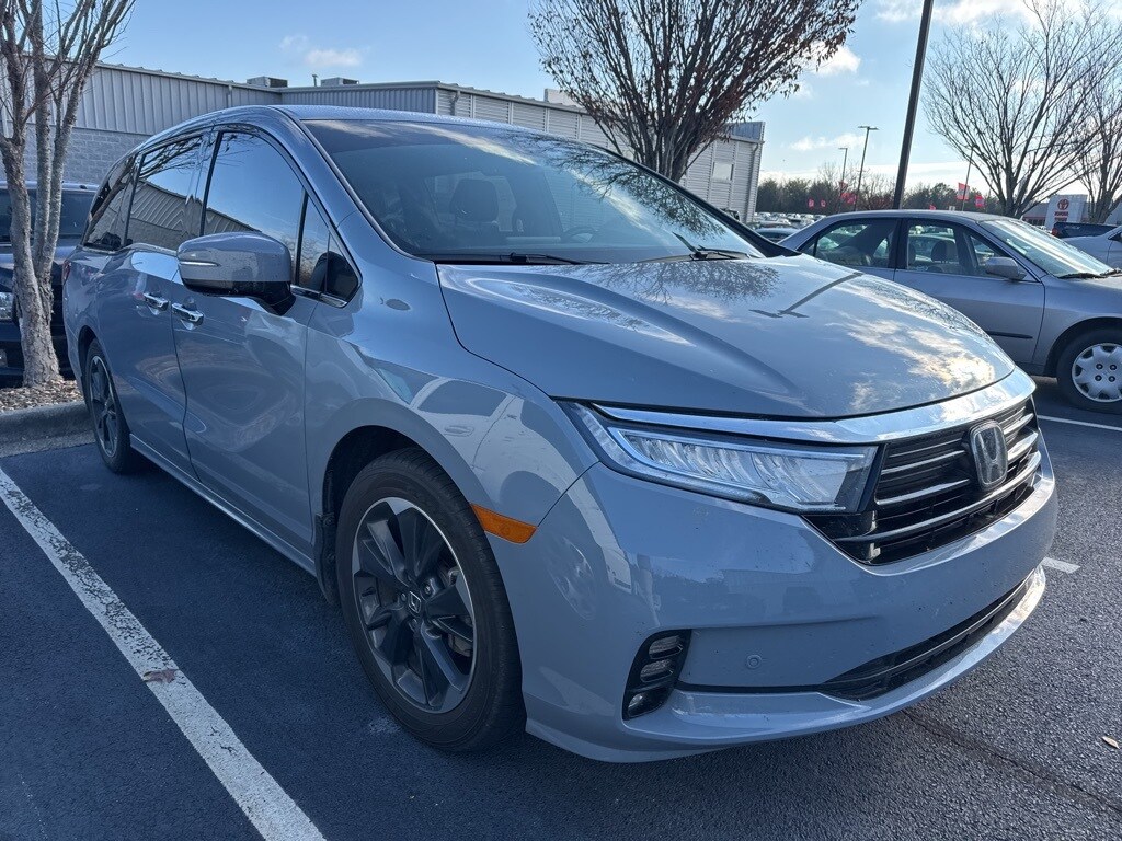 2024 Honda Odyssey Elite photo 2