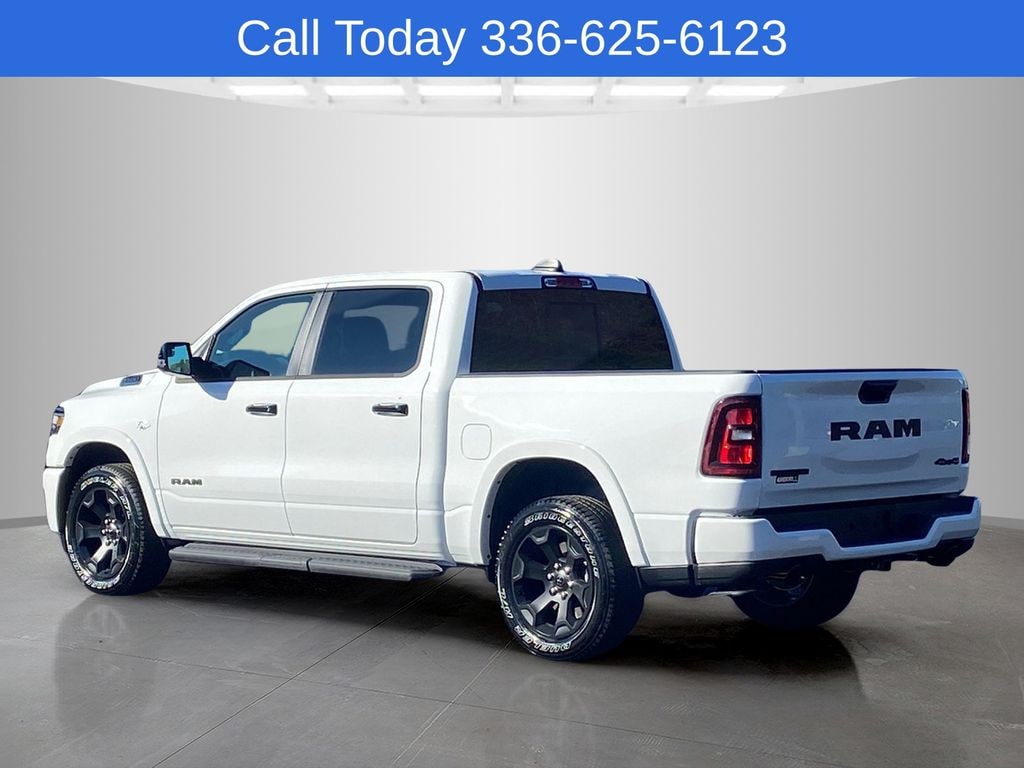 New 2026 Ram 1500 BIG HORN CREW CAB 4X4 5'7 BOX Pickup