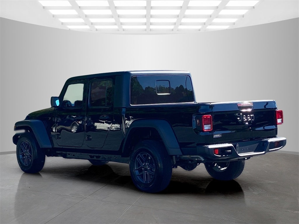 New 2025 Jeep Gladiator SPORT S 4X4 Pickup