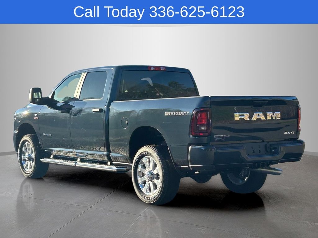 New 2026 Ram 2500 BIG HORN CREW CAB 4X4 6'4 BOX Pickup