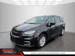 2024 Chrysler Pacifica Touring L Van Passenger Van