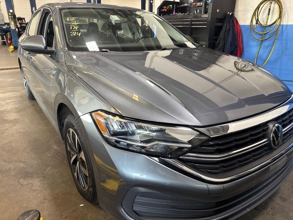 Used 2024 Volkswagen Jetta 1.5T S Sedan