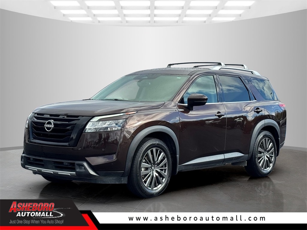 Used 2022 Nissan Pathfinder SL SUV