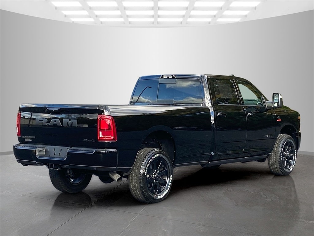 New 2026 Ram 2500 LARAMIE CREW CAB 4X4 8' BOX Pickup