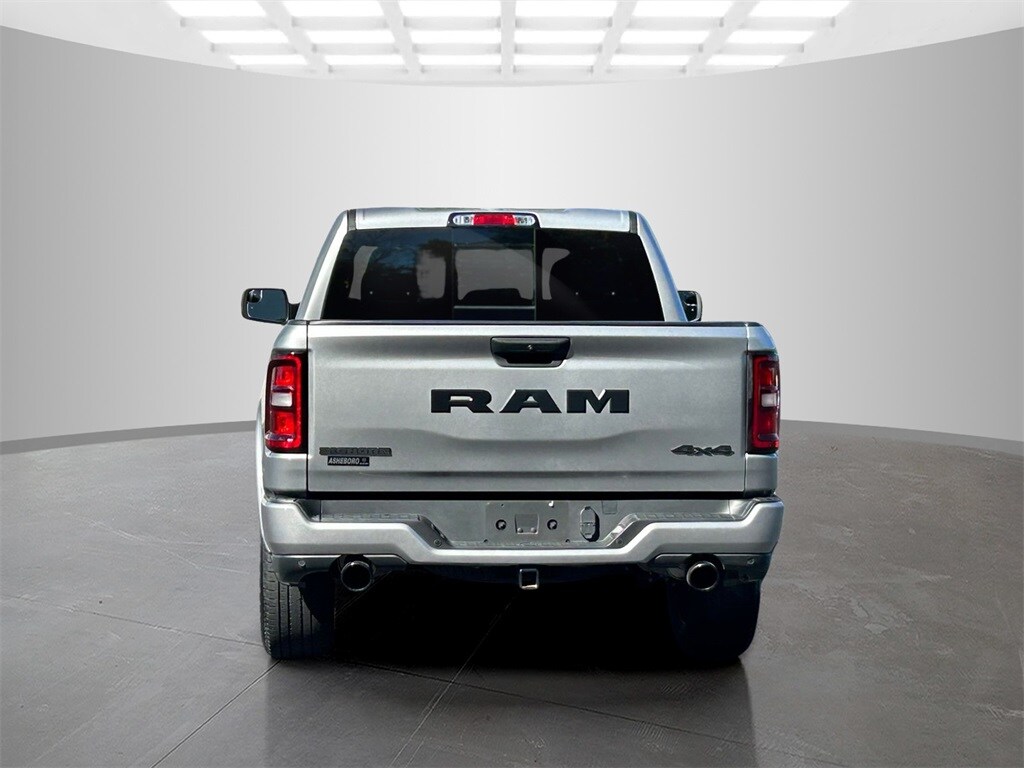 2025 Ram 1500 Big Horn Lone Star photo 3