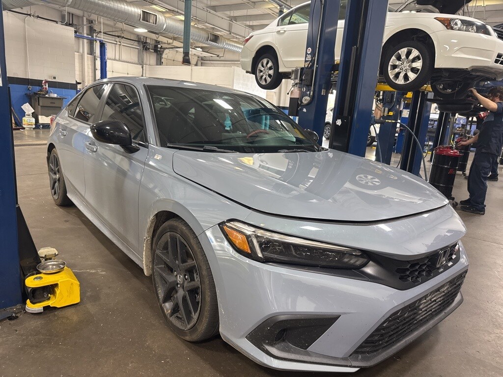 2024 Honda Civic Si photo 2