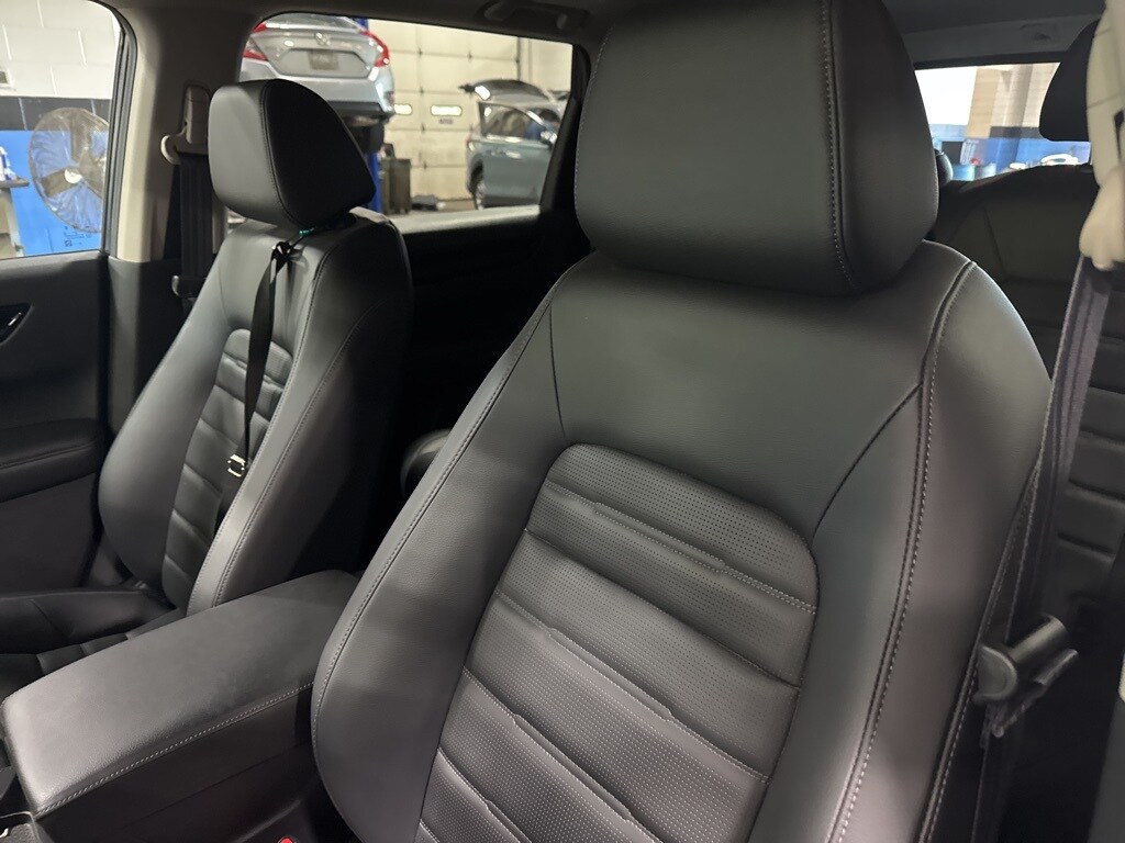 2023 Honda CR-V EX-L photo 3