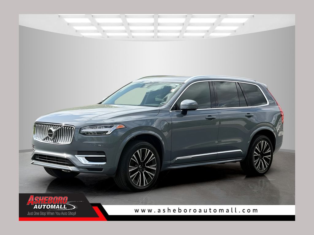 2023 Volvo XC90 T8 Recharge Core Bright Theme 4WD's photo
