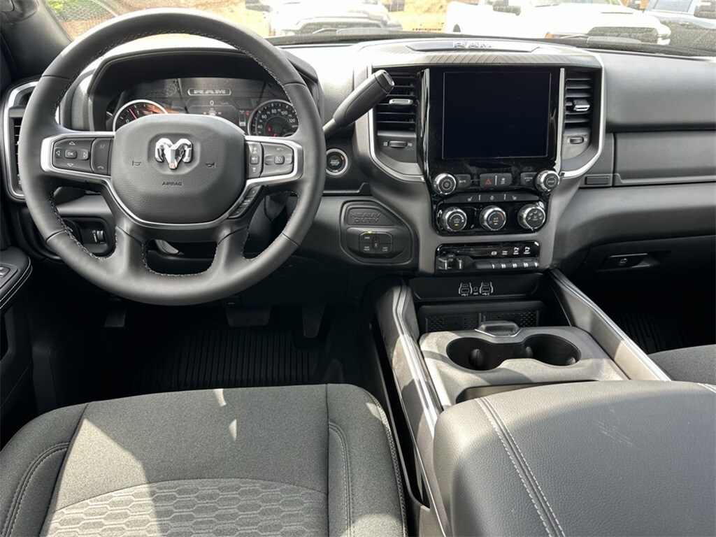 2025 Ram 2500 Big Horn photo 4