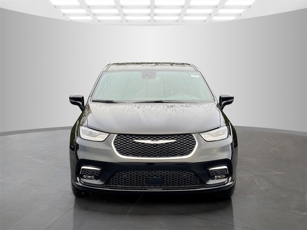 New 2026 Chrysler Pacifica SELECT Passenger Van