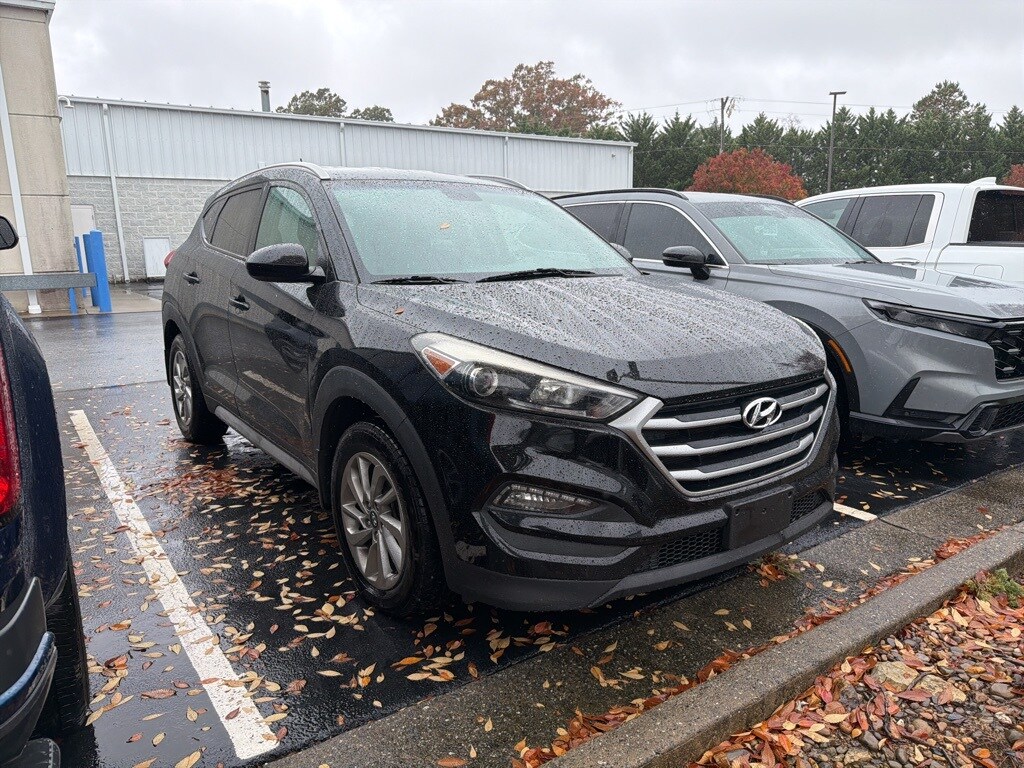 Used 2017 Hyundai Tucson SE SUV