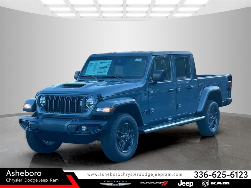 2025 Jeep Gladiator Sport S's photo