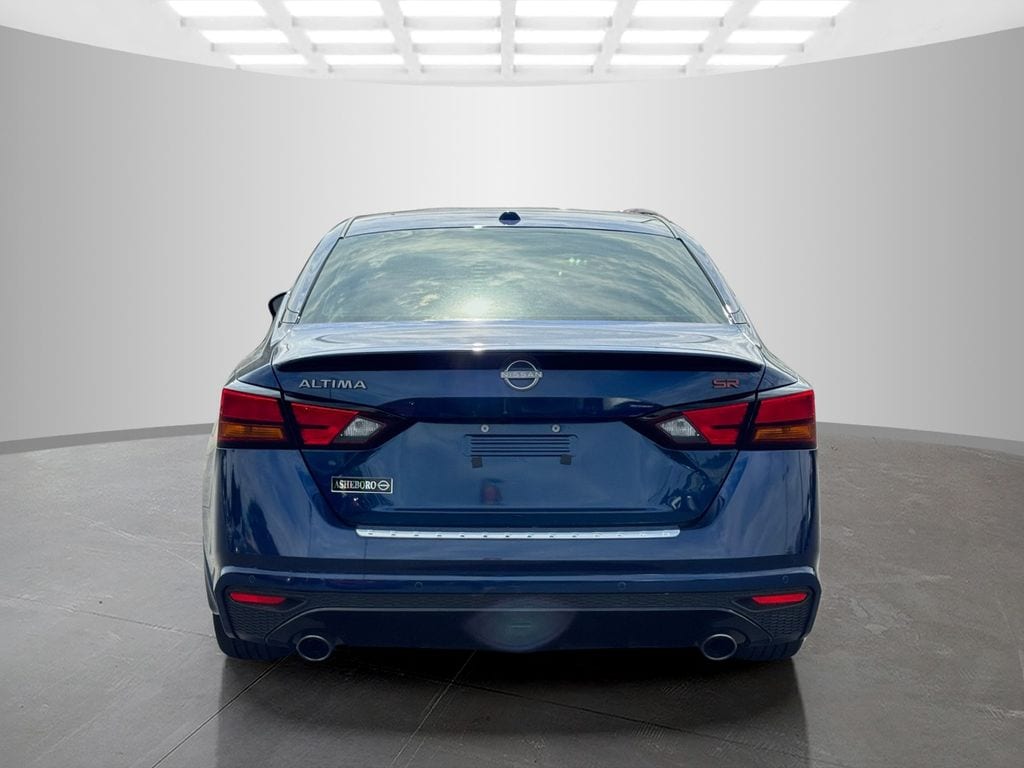 Used 2023 Nissan Altima 2.5 SR Sedan