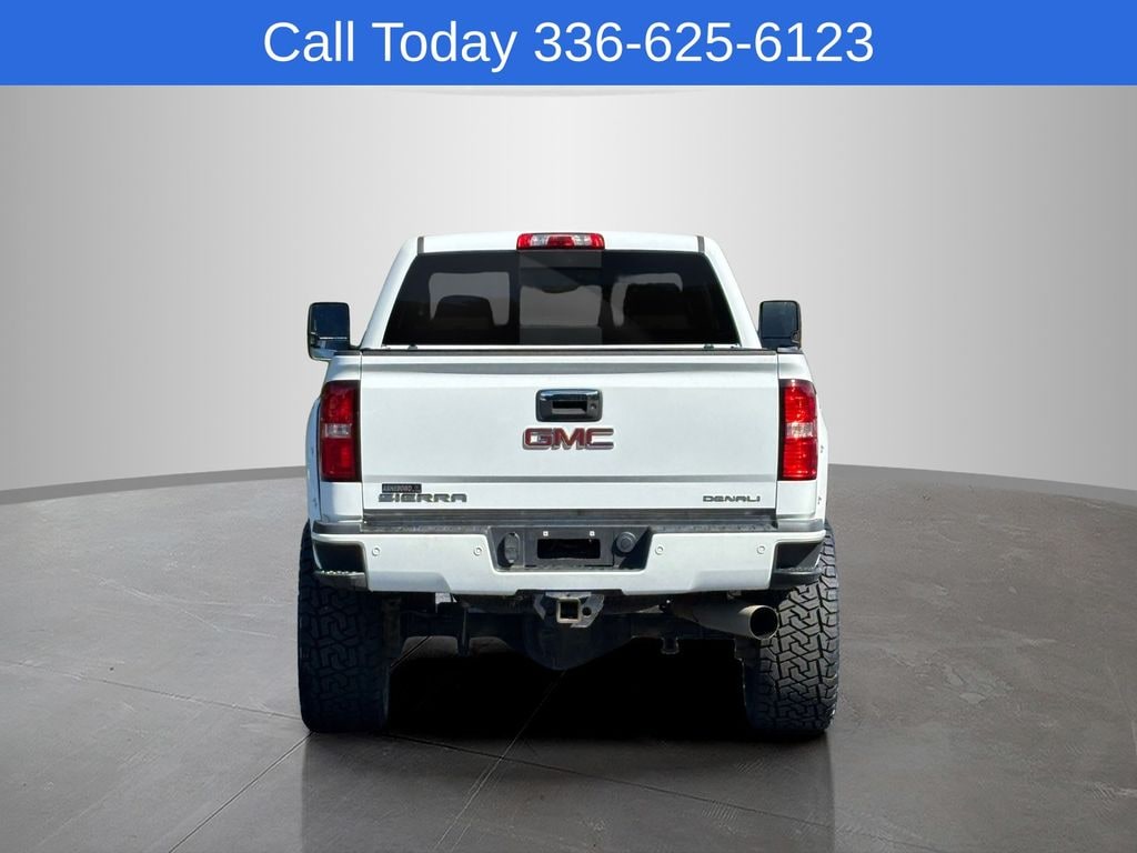 Used 2017 GMC Sierra 2500HD Denali Truck Crew Cab