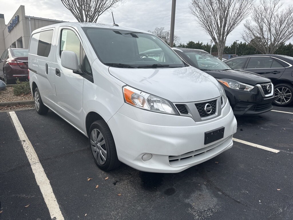 2021 Nissan NV200 SV photo 2