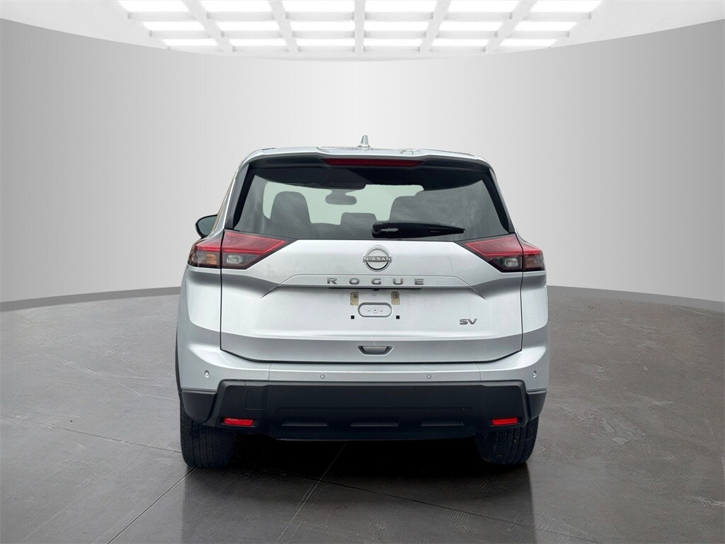 Used 2024 Nissan Rogue SV SUV