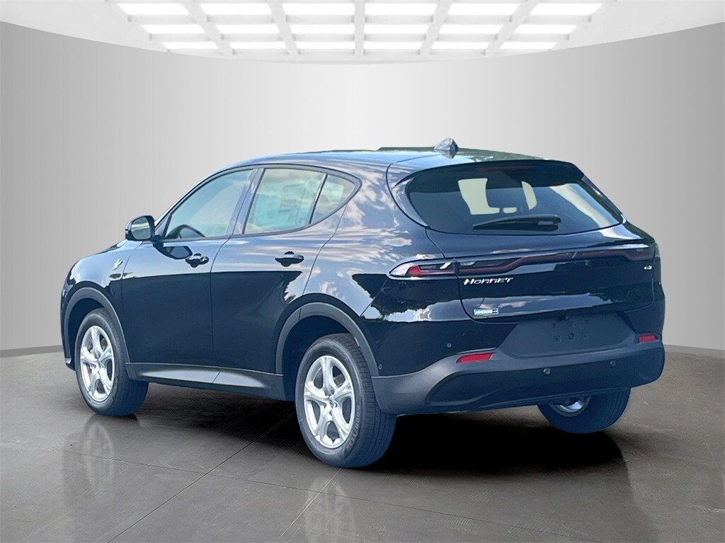 2025 Dodge Hornet GT photo 3