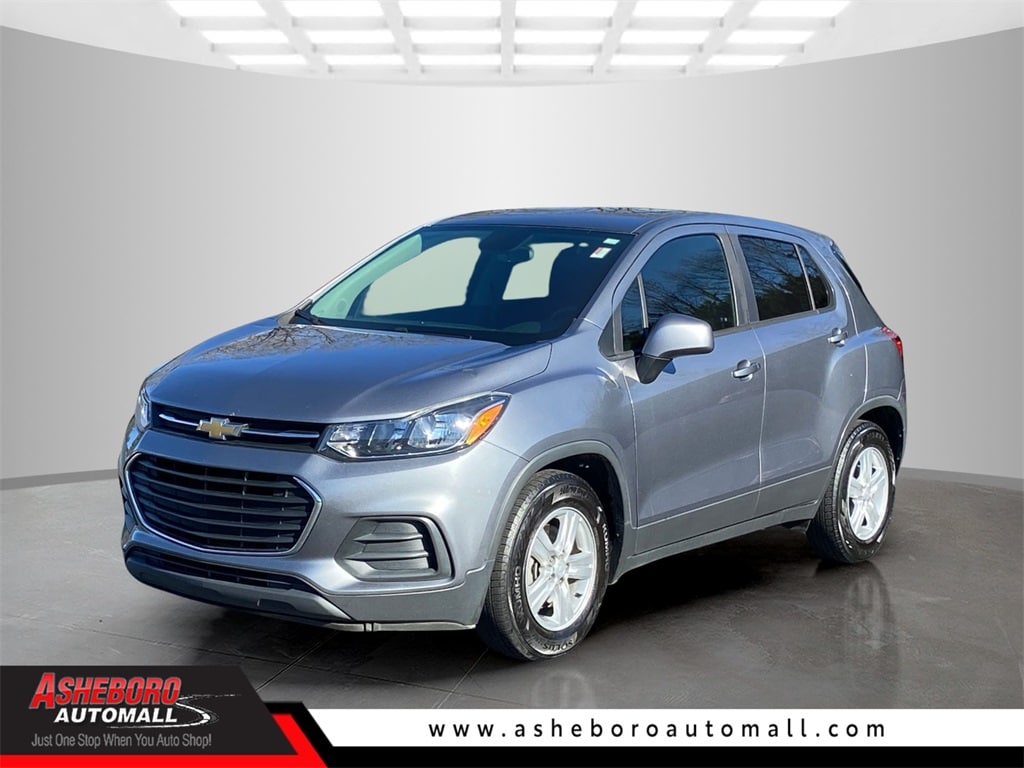 2020 Chevrolet Trax LS's photo
