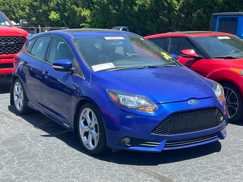 Used 2013 Ford Focus ST with VIN 1FADP3L9XDL196984 for sale in Asheboro, NC