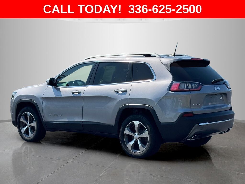 Used 2019 Jeep Cherokee Limited 4x4 SUV