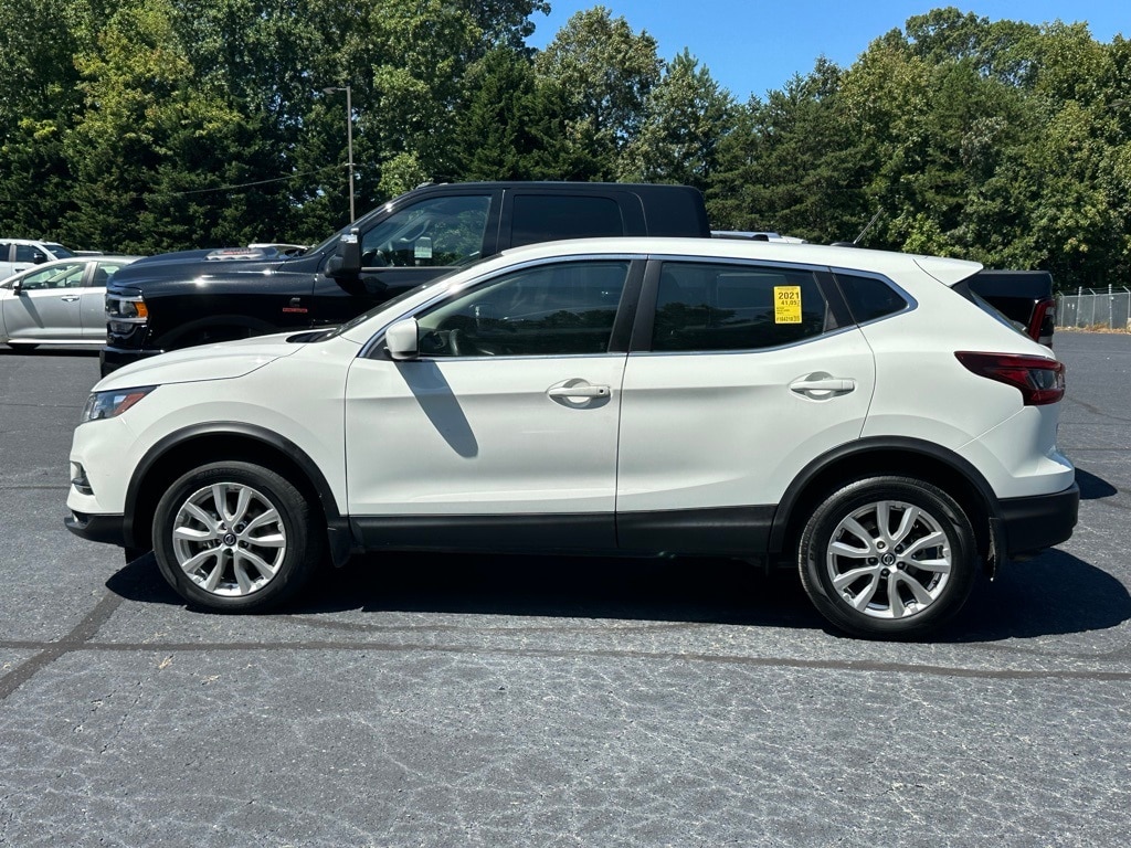 Used 2021 Nissan Rogue Sport S with VIN JN1BJ1AV2MW307696 for sale in Asheboro, NC