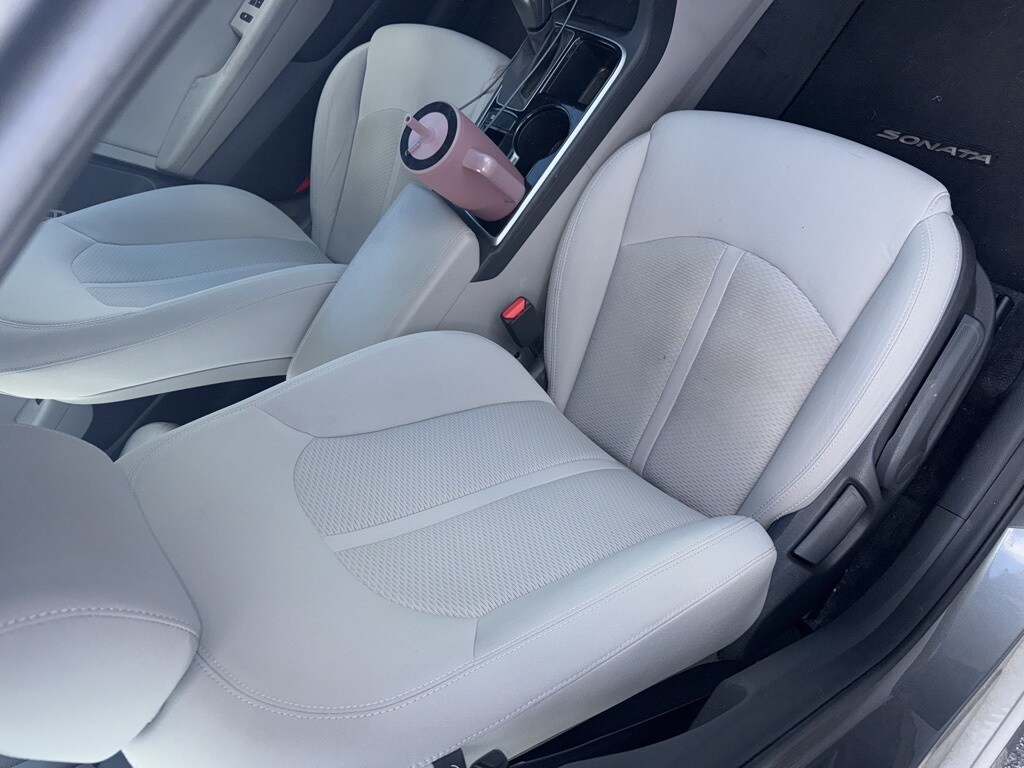 2018 Hyundai Sonata SEL photo 2