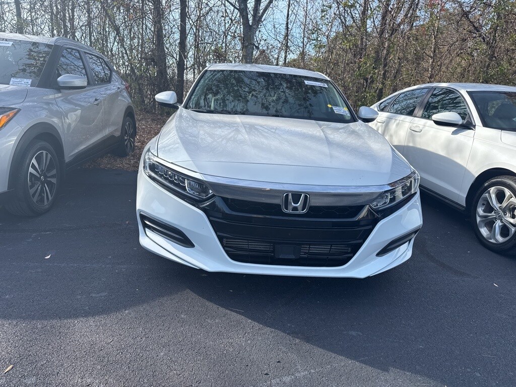 2018 Honda Accord LX photo 2