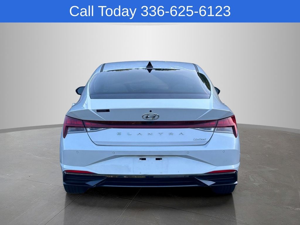 Used 2022 Hyundai Elantra Limited Sedan