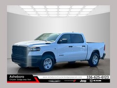 2026 Ram 1500 TRADESMAN CREW CAB 4X4 5'7 BOX Pickup