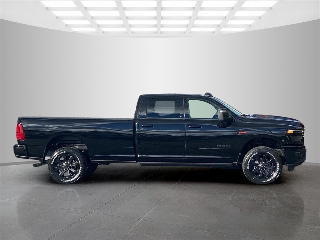 New 2026 Ram 2500 LARAMIE CREW CAB 4X4 8' BOX Pickup