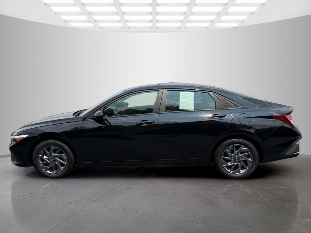Used 2024 Hyundai Elantra SEL Sedan