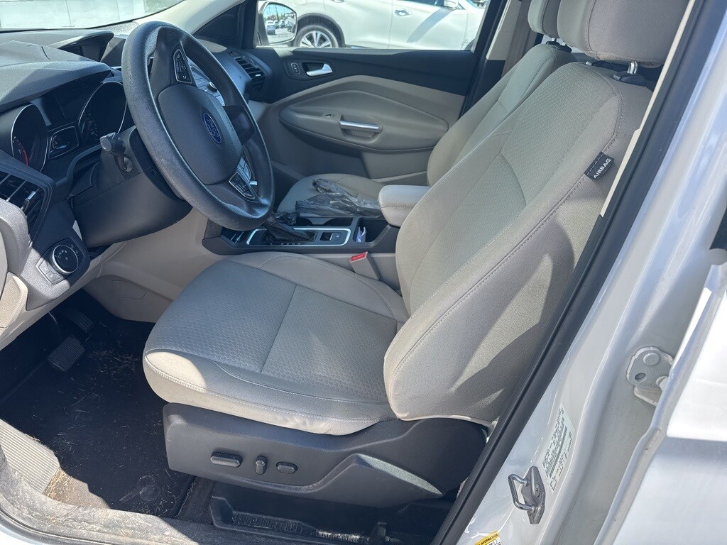 2017 Ford Escape SE photo 4