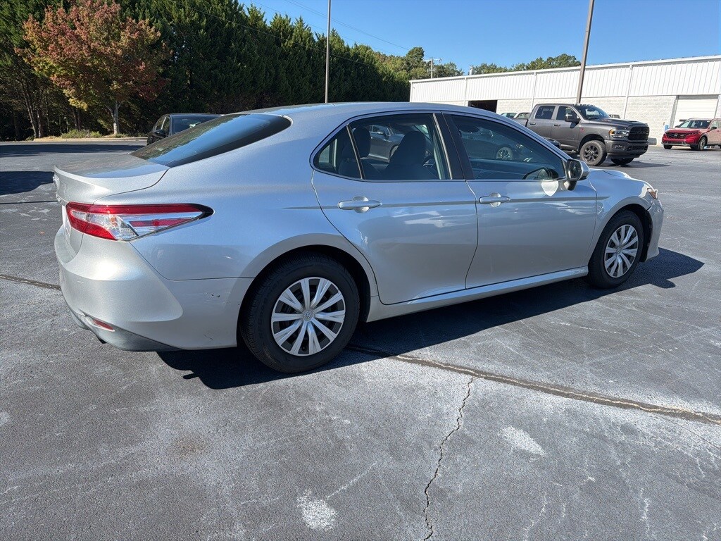 2018 Toyota Camry L photo 4