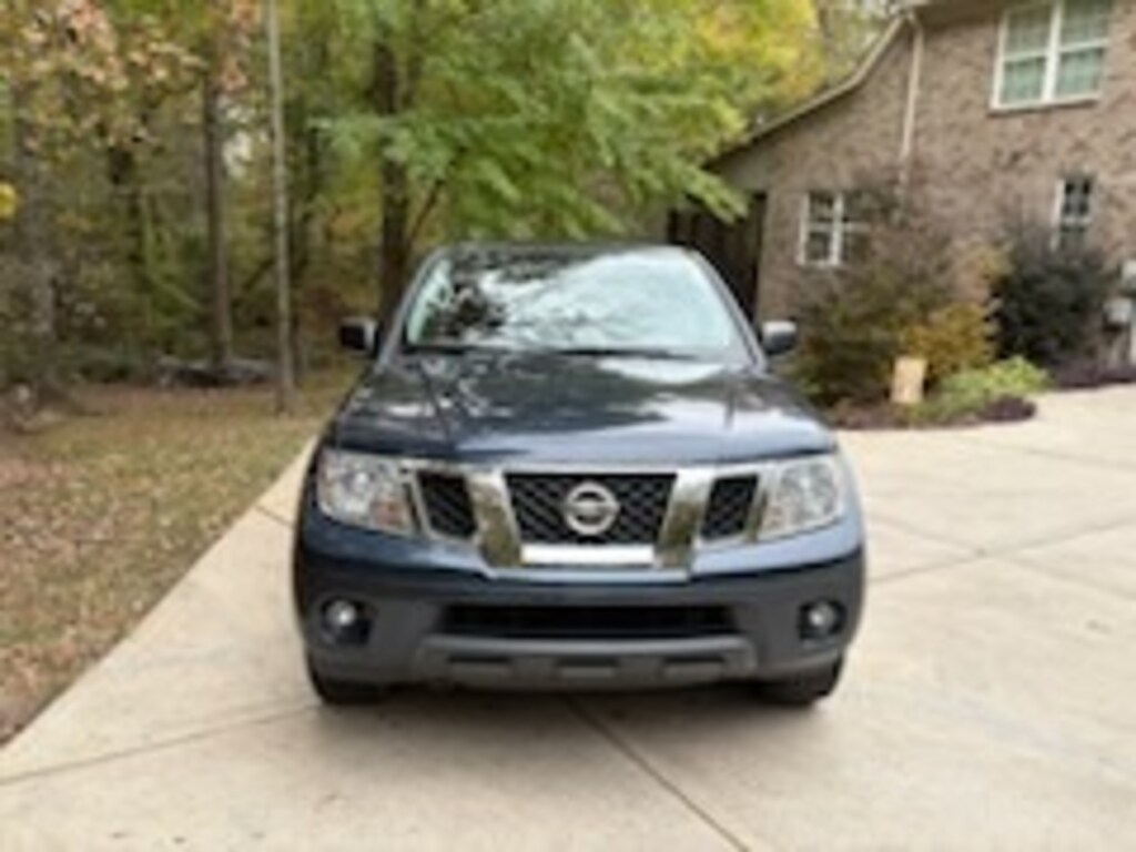 Used 2019 Nissan Frontier SV Truck Crew Cab