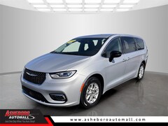 2024 Chrysler Pacifica Touring L Van Passenger Van