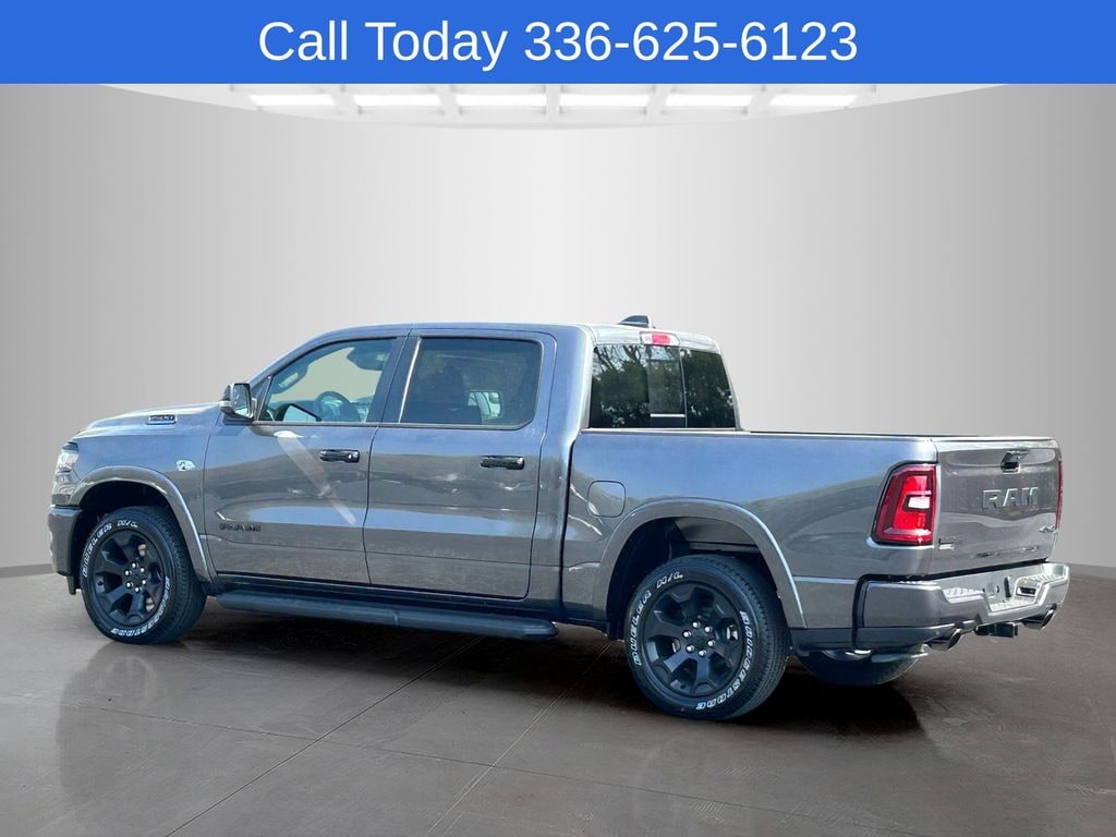 New 2026 Ram 1500 BIG HORN CREW CAB 4X4 5'7 BOX Pickup
