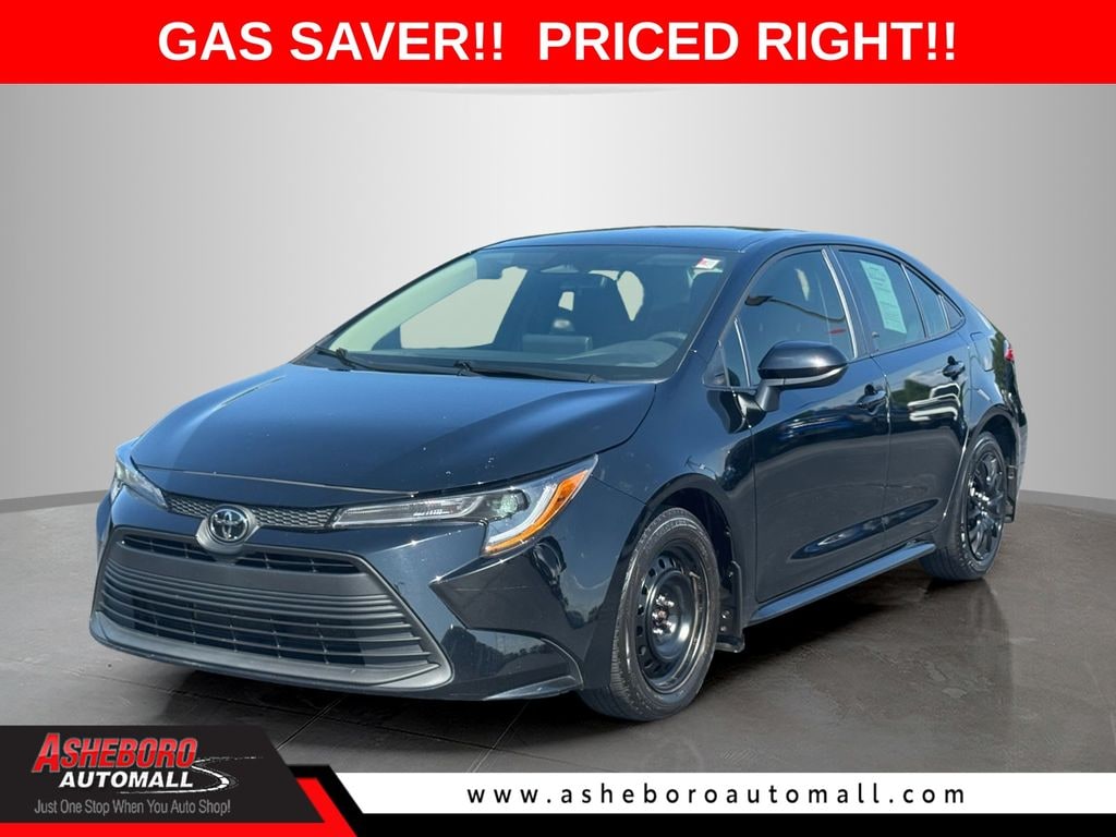 Used 2025 Toyota Corolla LE Sedan
