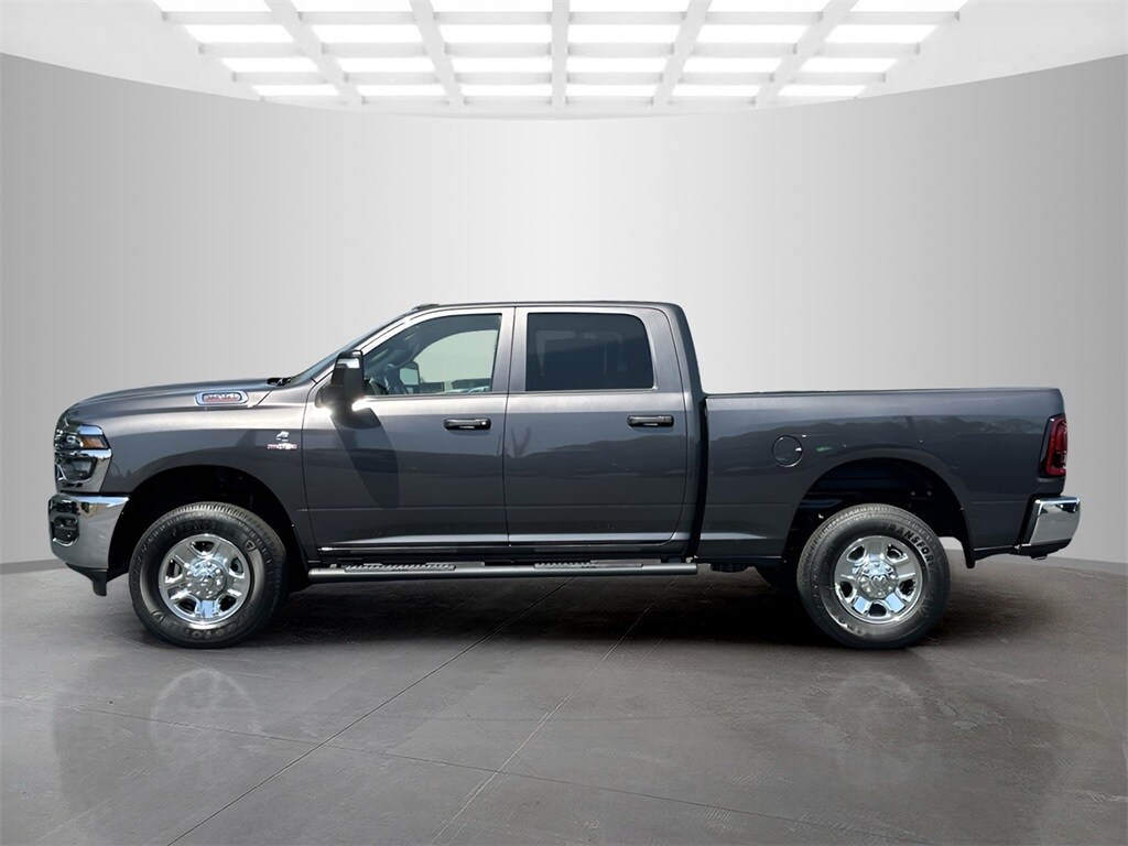 2025 Ram 2500 Tradesman photo 2