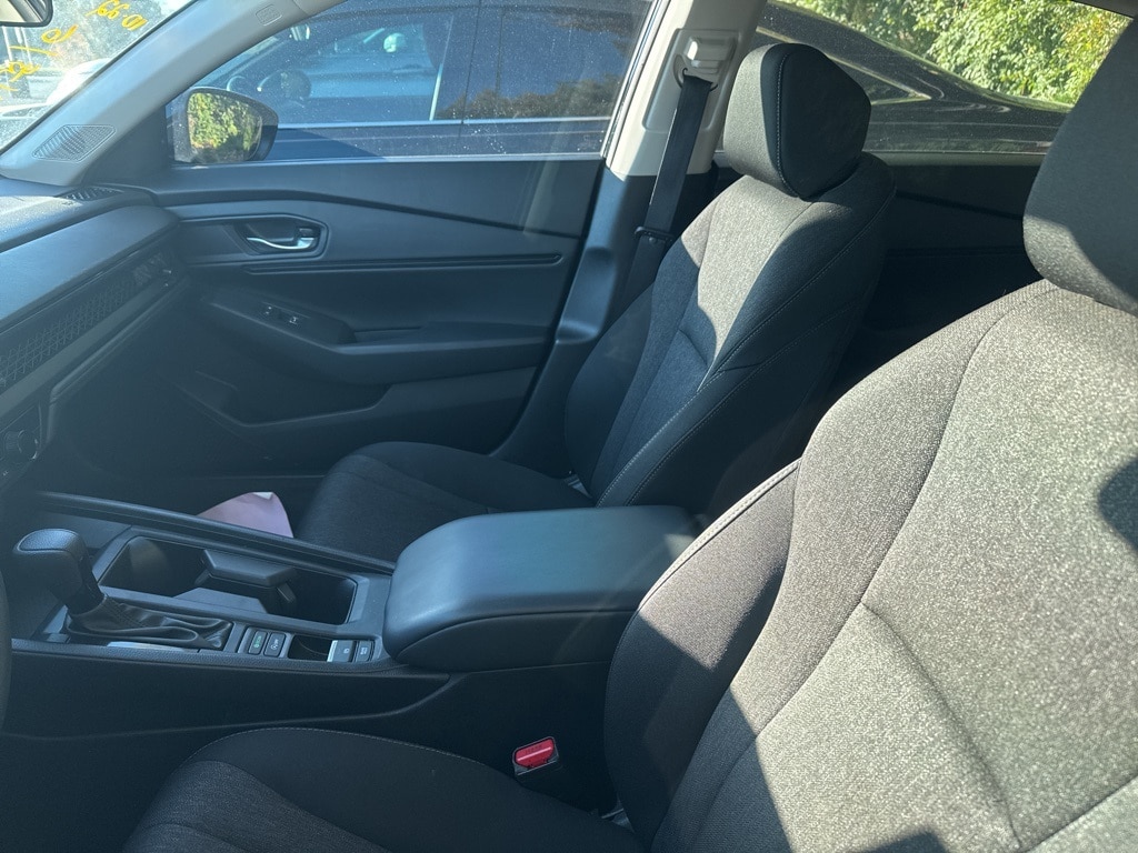 Used 2024 Honda Accord EX Sedan