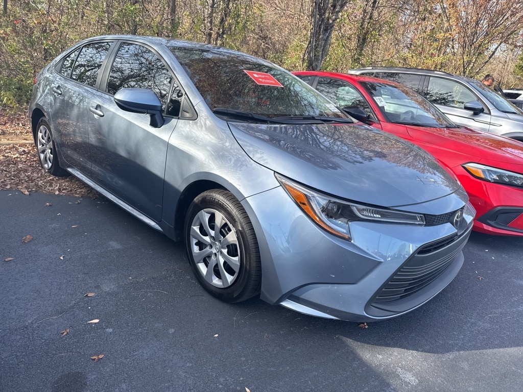 Used 2025 Toyota Corolla LE Sedan
