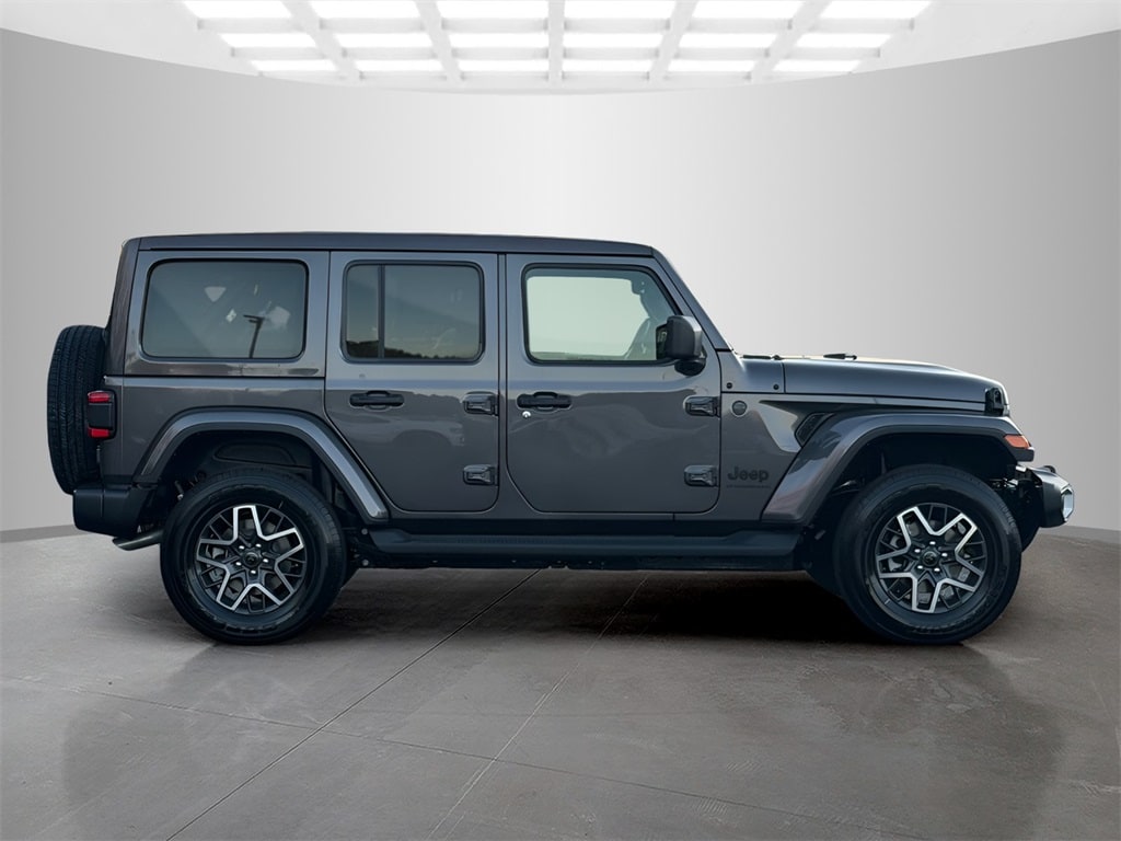 New 2026 Jeep Wrangler 4-DOOR SAHARA Sport Utility