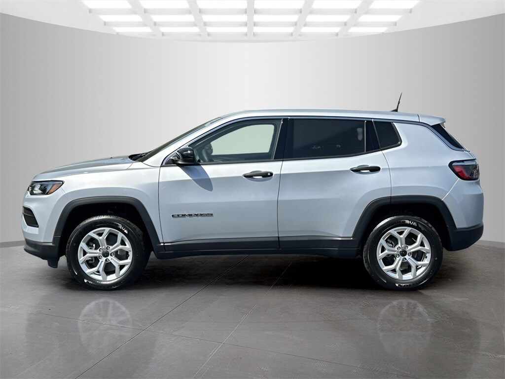 2025 Jeep Compass Sport photo 2