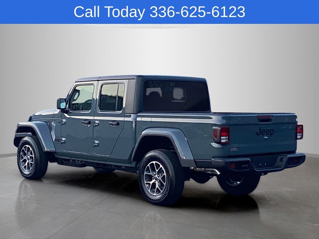 New 2026 Jeep Gladiator SPORT S 4X4 Pickup