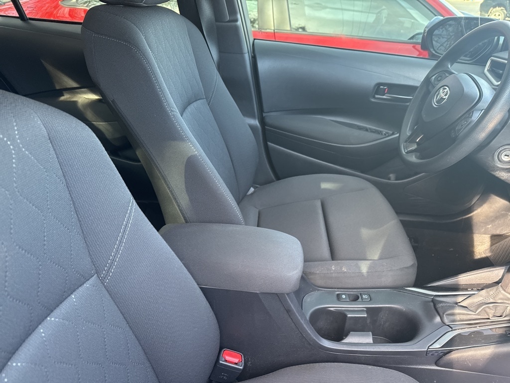 Used 2025 Toyota Corolla LE Sedan