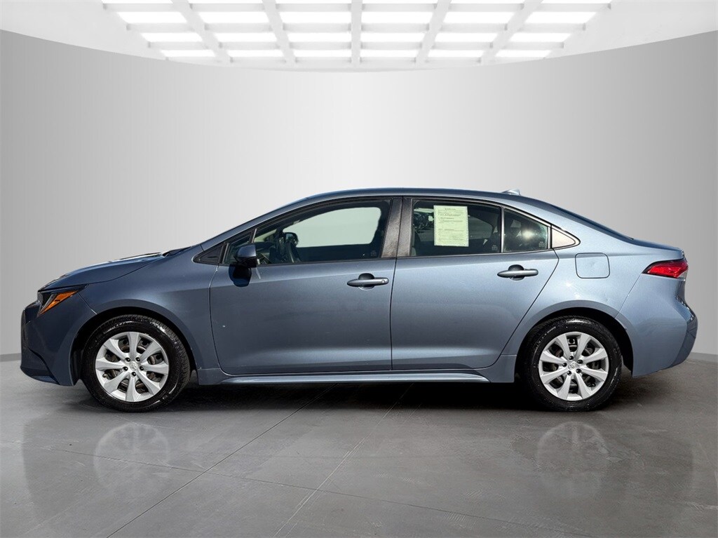 Used 2022 Toyota Corolla LE Sedan