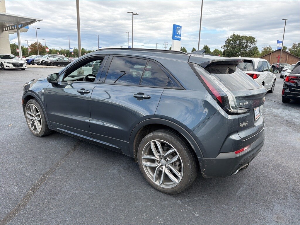 2019 Cadillac XT4 Sport photo 4